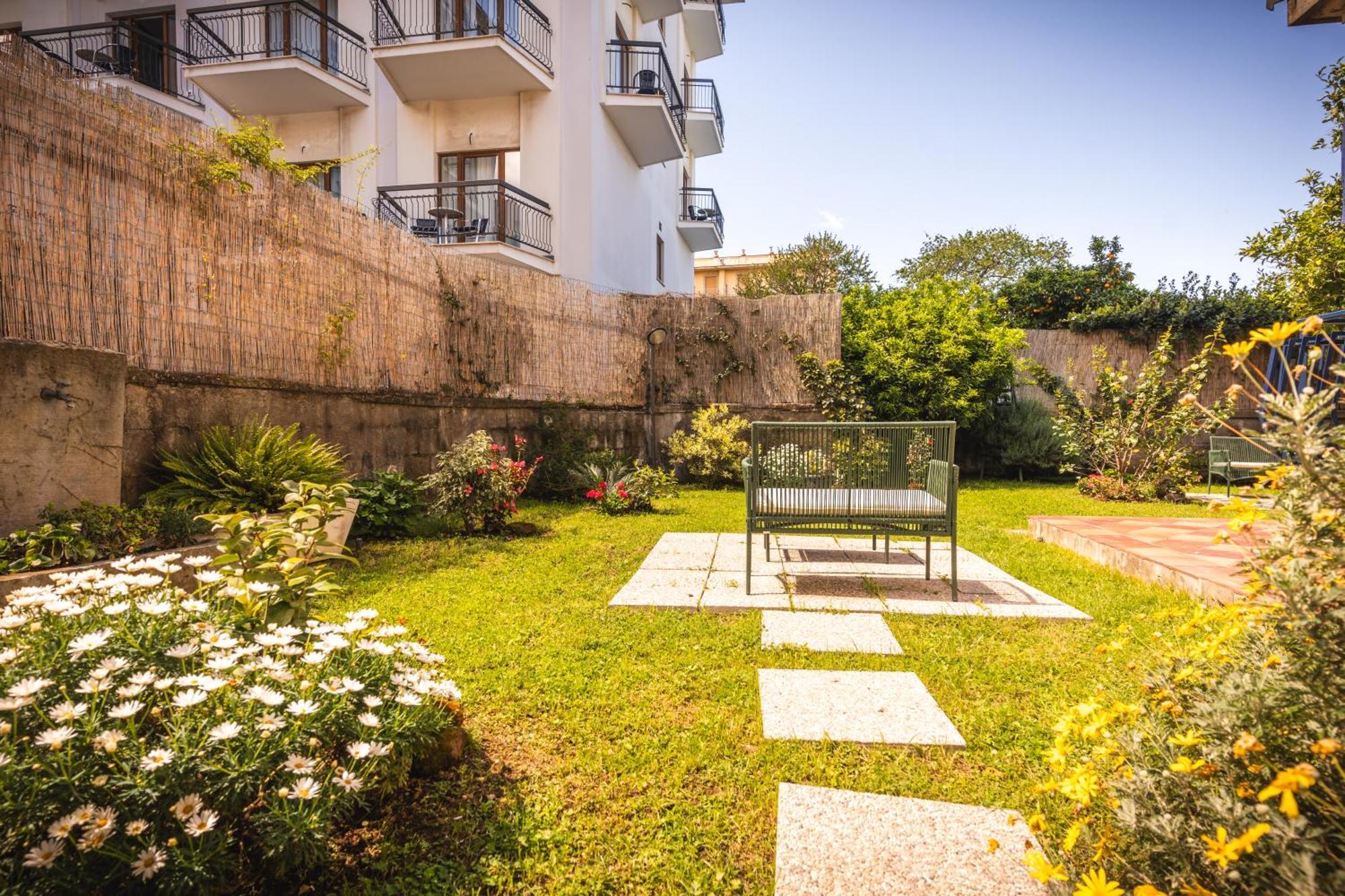 Sorrento Hidden Garden & Rooms Luaran gambar